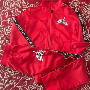 Boys Jordan jogging suit